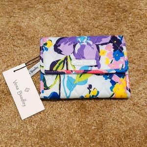 Vera Bradley euro wallet